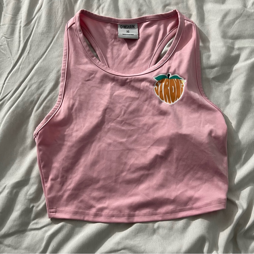 NWOT Gymshark Strong Peach Crop Tank